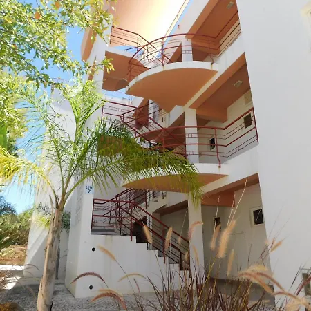 Perola Meia 아파트