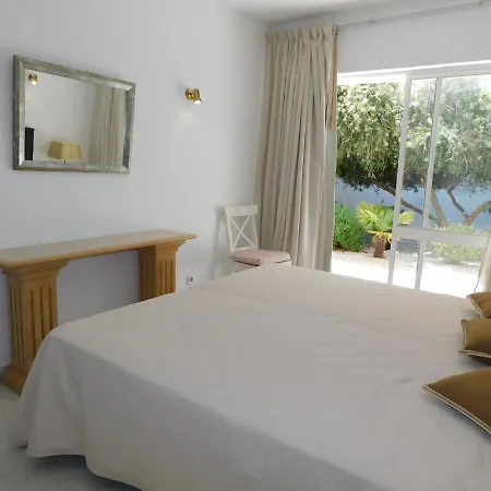 דירה Perola Meia