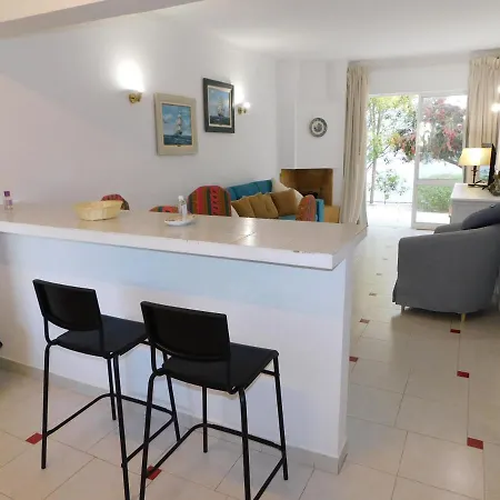 Perola Meia * לאגוּ‏ש