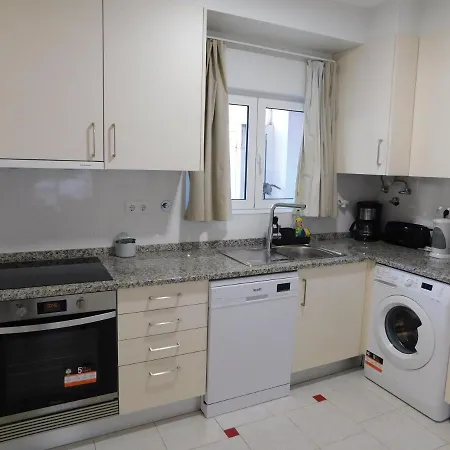 Perola Meia * לאגוּ‏ש