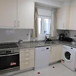 Perola Meia * 라고스