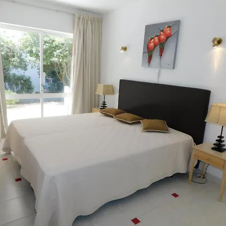 Апартаменты Perola Meia *